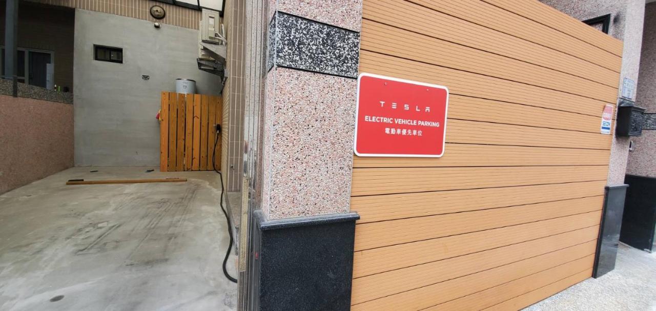 煙燻貓民宿 Tesla充電需電洽-無合作ago達平台 Taitung Екстер'єр фото